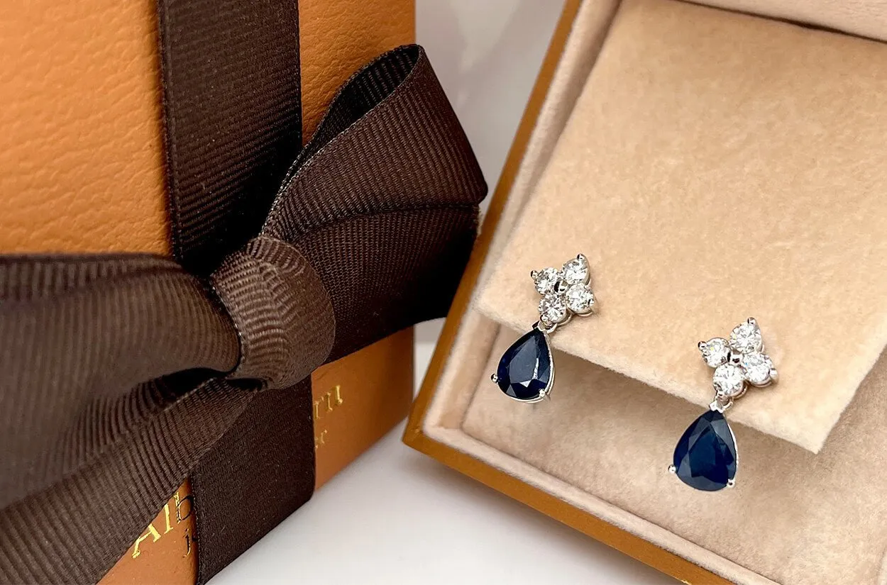 Earrings 18kt Gold Blue Sapphire Drops & Diamonds VS G Cluster