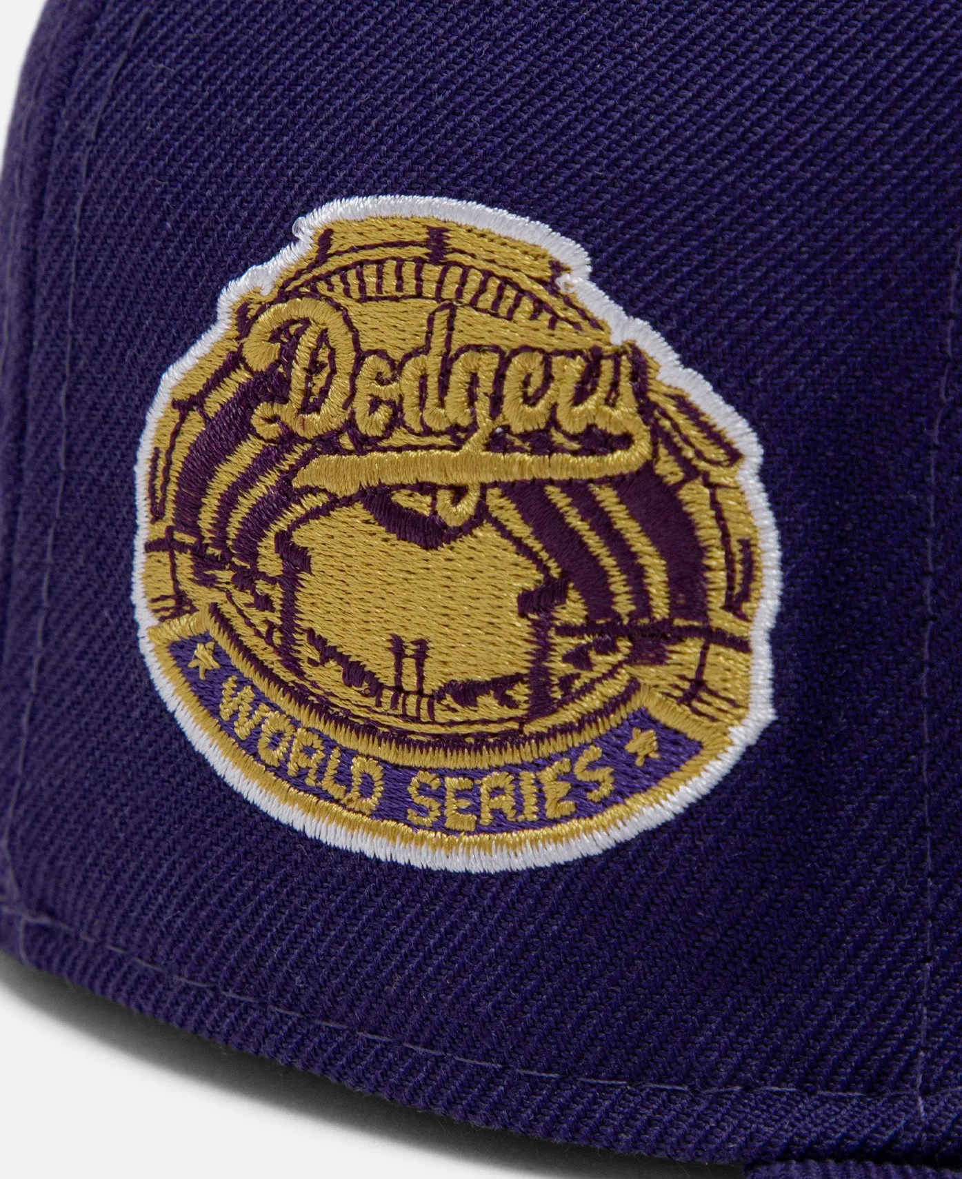 Los Angeles Dodgers MLB Royal Purple 59Fifty Cerrada (Purple)